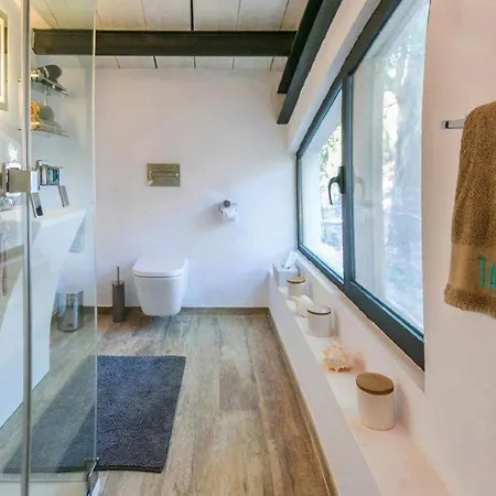 Villa Tarifa Lodge *