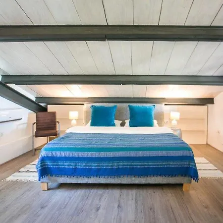 Villa Tarifa Lodge *